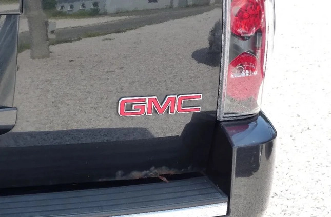 GMC Yukon cena 69900 przebieg: 317000, rok produkcji 2011 z Góra małe 154